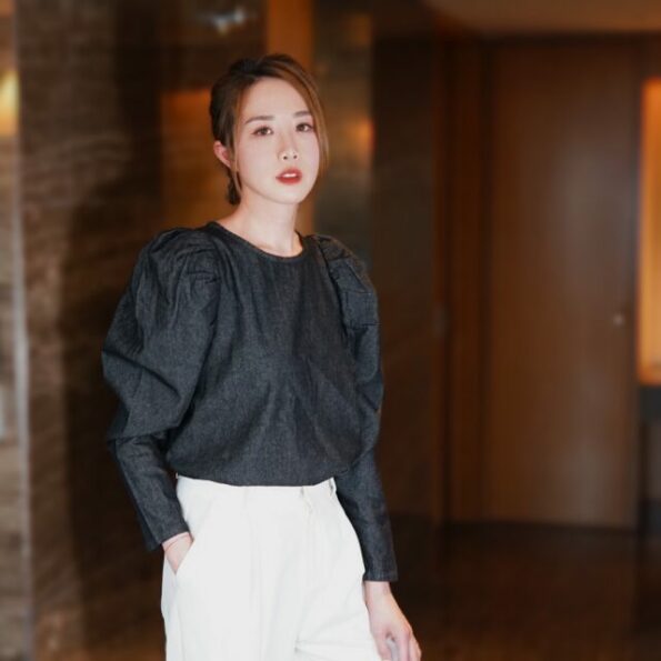 PDD Denim Puff-sleeved Top