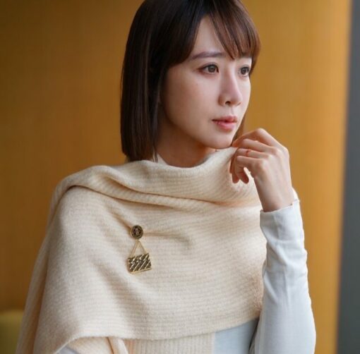Chanel brooch 106067 - Image 3